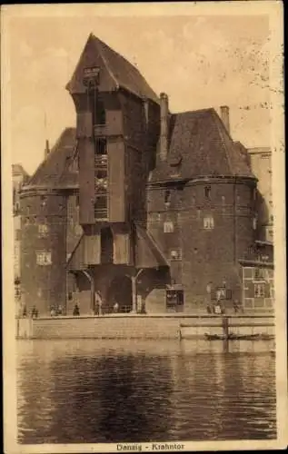 Ak Gdańsk Danzig, Krahntor, historische Architektur, Wasseransicht, Wassertor