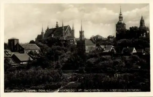 Ak Frombork Frauenburg Ostpreußen, Dom, Glockenturm, Kopernikus Denkmal