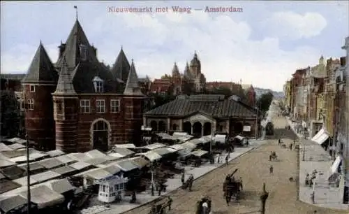Ak Amsterdam Nordholland Niederlande, Nieuwemarkt mit Waag, Marktstände, historische Gebäude