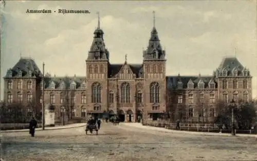 Ak Amsterdam Nordholland Niederlande, Rijksmuseum, historisches Gebäude, klare Struktur, Himme...