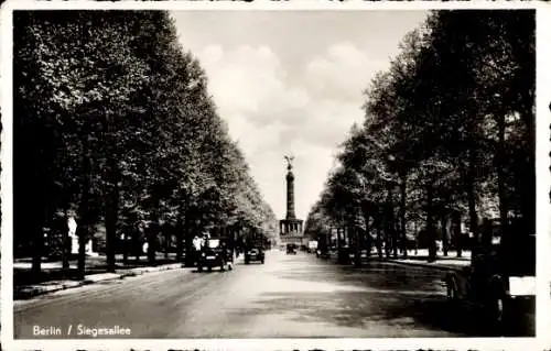 Ak Berlin Tiergarten, Siegesallee, Monument, Bäume, Autos, Schwarzweiß