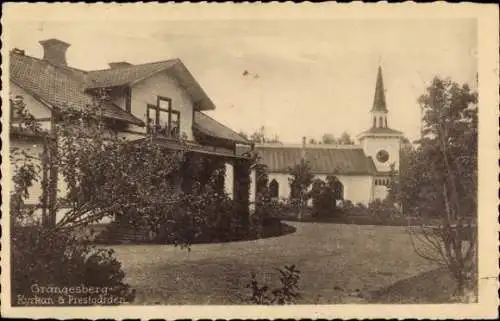 Ak Grängesberg Schweden,  Kirche & Pfarrhaus, historische Architektur, ruhige Umgebung