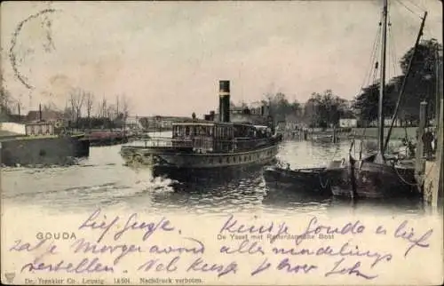 Ak Gouda Südholland Niederlande, Dampfschiff, Wasserlandschaft, historische Architektur