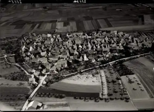 Ak Gerolzhofen in Unterfranken, Fliegeraufnahme vom Ort