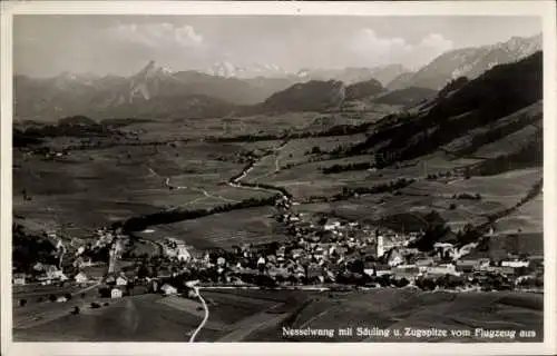 Ak Nesselwang im Allgäu, Fliegeraufnahme, Säuling, Zugspitze