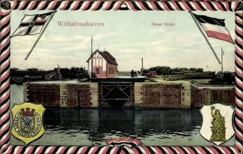 Ak Wilhelmshaven an der Nordsee, Neuer Hafen, Wappen, Fahnen