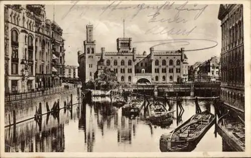 Ak Berlin Mitte, Städtische Sparkasse, Spree, Boote