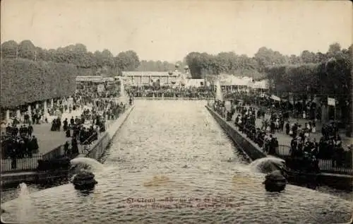 Ak Saint Cloud Hauts de Seine, Parkanlagen, Wasserbassin, Besucher