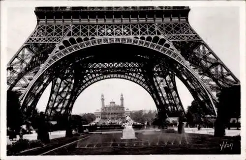 Ak Paris VII. Eiffelturm, Trocadero