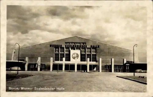 Foto Ak Berlin Prenzlauer Berg, Werner Seelenbinder Halle