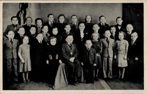 Ak Schäfer's Märchenstadt Liliput Berlin, Liliputaner, Gruppenaufnahme