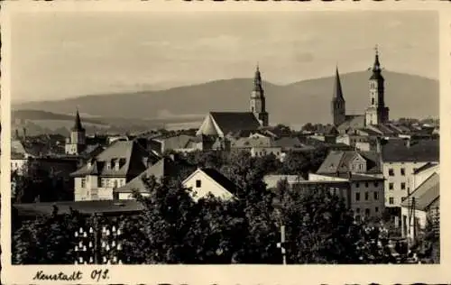 Ak Prudnik Neustadt Oberschlesien, Gesamtansicht, Kirchen