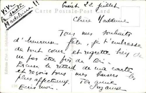 Künstler Ak Attwell, Mabel Lucy, weinendes Mädchen mit Blumen