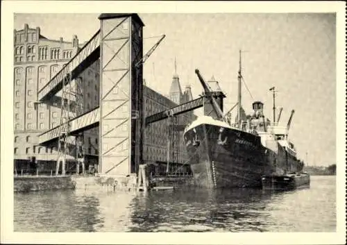 Ak Kaliningrad Königsberg Ostpreußen, Dampfer Masuren, Poseidon-Reederei, Hafen, Getreideladen