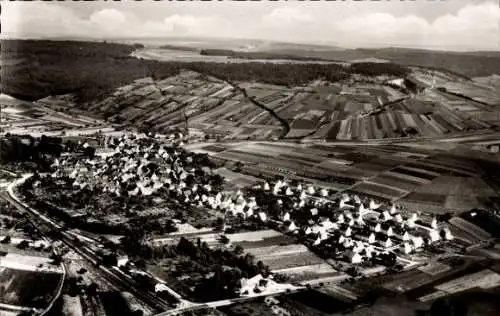Ak Gerlachsheim Lauda Königshofen in Tauberfranken, Fliegeraufnahme