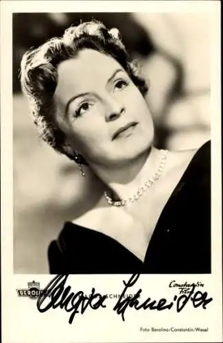 Ak Schauspielerin Magda Schneider in Und ewig bleibt die Liebe, Portrait, Autogramm