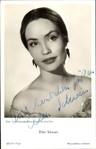 Ak Schauspielerin Ellen Schwiers, Banditen der Autobahn, Portrait, UfA Film, Autogramm