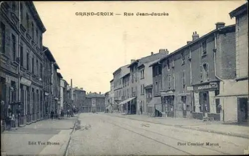 CPA La Grand-Croix Loire, Rue Jean-Jaurès