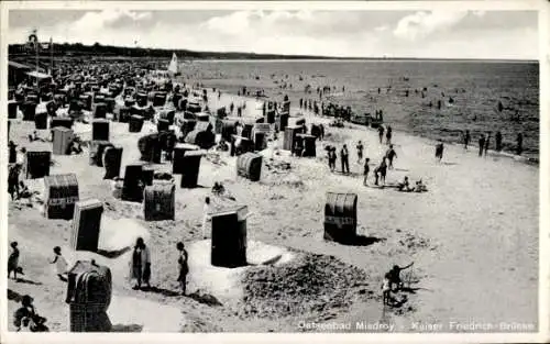 Ak Misdroy Pommern, Partie am Strand, Strandkörbe