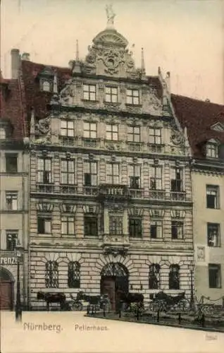 Ak Nürnberg in Mittelfranken, Pellerhaus, historische Fassade, detailreiche Architekturelement...
