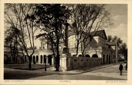 Ak Bad Kissingen Unterfranken Bayern, Regentenbau, Kurhaus, Bäume, Straße