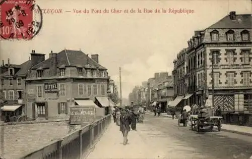 Ak Luneville Meurthe et Moselle, Bild von der Brücke über den Cher, Rue de la République, alte Ar