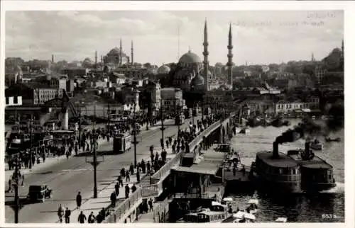 Ak Galata Konstantinopel Istanbul Türkei, Blick auf die Galatabrücke, historische Gebäude, Mos...