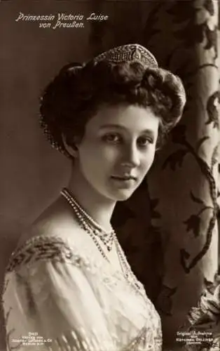 Ak Prinzessin Victoria Luise von Preußen, Portrait, Diadem