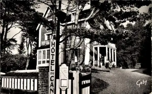 Ak Dieppe Seine Maritime, Hotel du Canada, charmantes Gebäude, Garten mit Bäumen, Postkartenst...