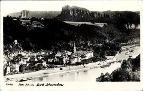 Ak Bad Schandau Sächsische Schweiz, Schöne Landschaft, Elbe, Berge, Stadtansicht, historischer...