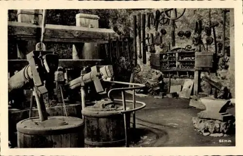Ak Frohnau Annaberg Buchholz im Erzgebirge, Innenansicht des Hammerwerkes, Frohnauer Hammer, e...
