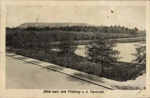 Ak Annaberg Buchholz im Erzgebirge, Blick nach dem Pöhlberg, Baumreihe am Wasser, Schwarz-Weiß...