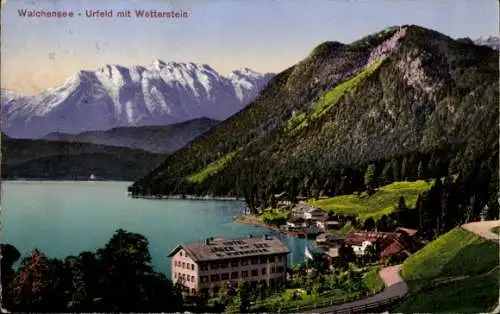 Ak Walchensee Kochel am See, Berglandschaft, Ufer mit Hotel, Wetterstein