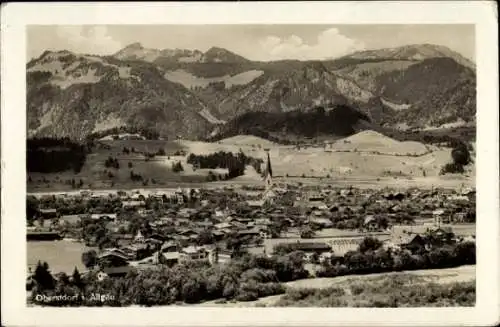 Ak Oberstdorf im Oberallgäu, Berglandschaft, Stadtansicht,  Allgäu