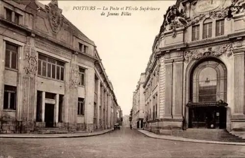 Ak Poitiers Vienne, Postgebäude, Schule für Mädchen, Straßenansicht,  Architektur