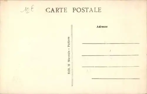 Ak Poitiers Vienne, Postgebäude, Schule für Mädchen, Straßenansicht,  Architektur
