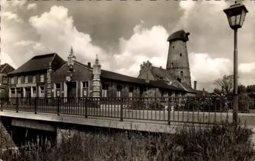 Ak Kalkar am Niederrhein, Hanselaer Tor, Windmühle, Brücke, historische Gebäude