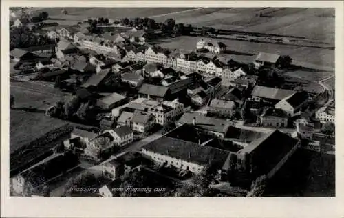 Ak Massing in Niederbayern, Luftaufnahme von  Häuser, Landschaft, 1943