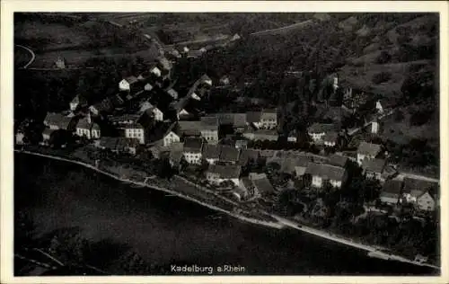 Ak Kadelburg Küssaberg Baden Württemberg, Luftbild von Kadelburg, Häuser, Rhein, Umgebung, Natur