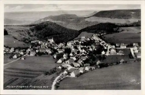Ak Holzelfingen Lichtenstein Baden Württemberg, Luftaufnahme von  ländliche Umgebung, Häuser