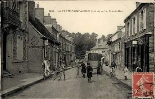 Ak La Ferté Saint Aubin Loiret, Grande Rue