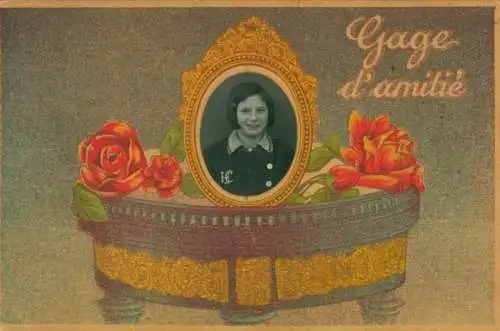 Ak Mädchen-Porträt, Blühende Rosen, Kitsch