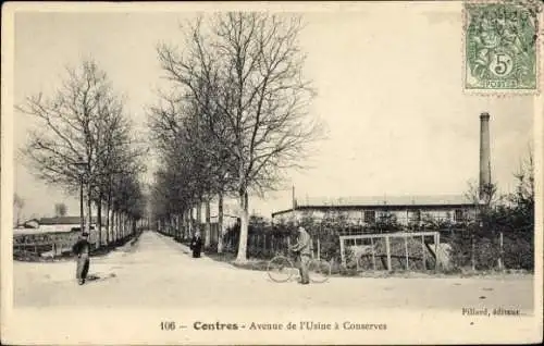 Ak Contres Loir-et-Cher, Schattenspender, Straße mit Fahrrädern, Fabrikgebäude, Postkarte von ...