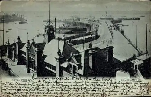 Ak Southampton Hampshire England, Postkarte mit Blick auf den Royal Pier,  Hafen und Küste