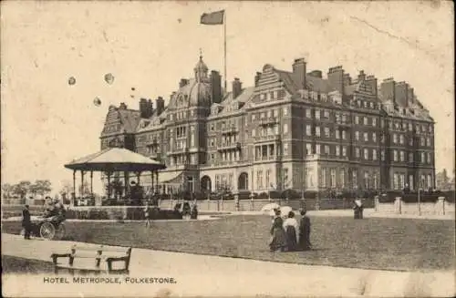 Ak Folkestone Kent England, Hotel Metropole,  historische Architektur, Parkansicht