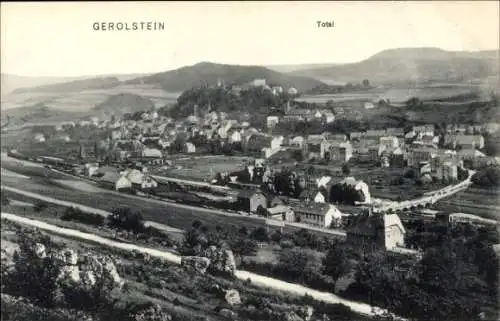 Ak Gerolstein in der Eifel, Blick auf  Häuser, Landschaft, Schwarz-Weiß, Totalansicht