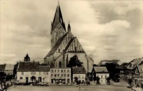 Ak Barth an der Ostsee, Markt, Kirche