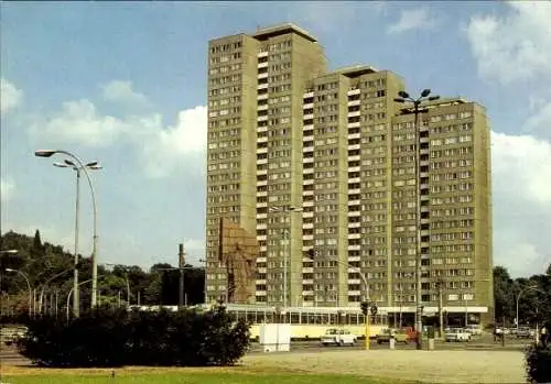 Ak Berlin Friedrichshain, Leninplatz, Hochhäuser, Straßenbahn