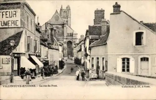 CPA Villeneuve-sur-Yonne, Rue du Pont