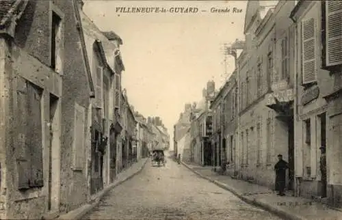 CPA Villeneuve-la-Guyard Yonne, Grande Rue